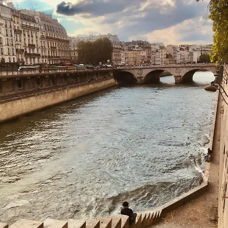 Exceptional Ile Saint Louis - Jacuzzi Apartment *